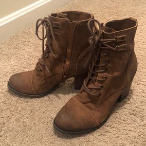 medium rise boots